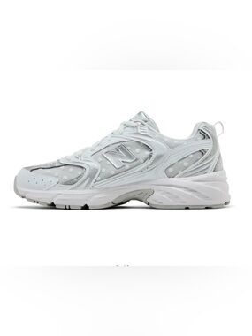 New Balance 530 Sneakers Silver Metallic/Polka Dots bought at Anthropology